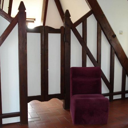 Apartamento Le Manoir De Goliath Toutainville Habitación foto