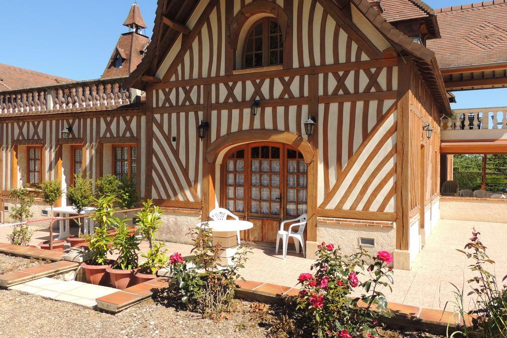 Apartamento Le Manoir De Goliath Toutainville Exterior foto
