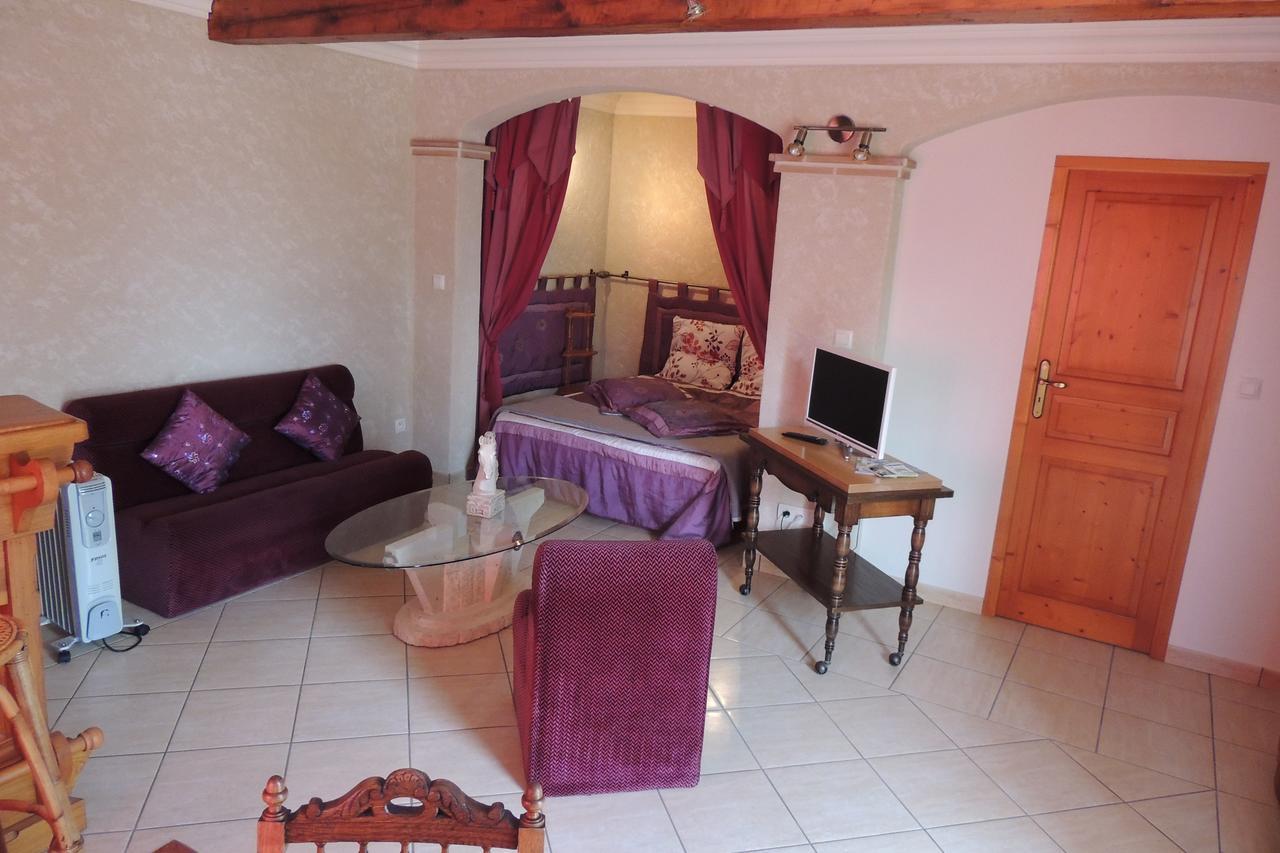 Apartamento Le Manoir De Goliath Toutainville Exterior foto